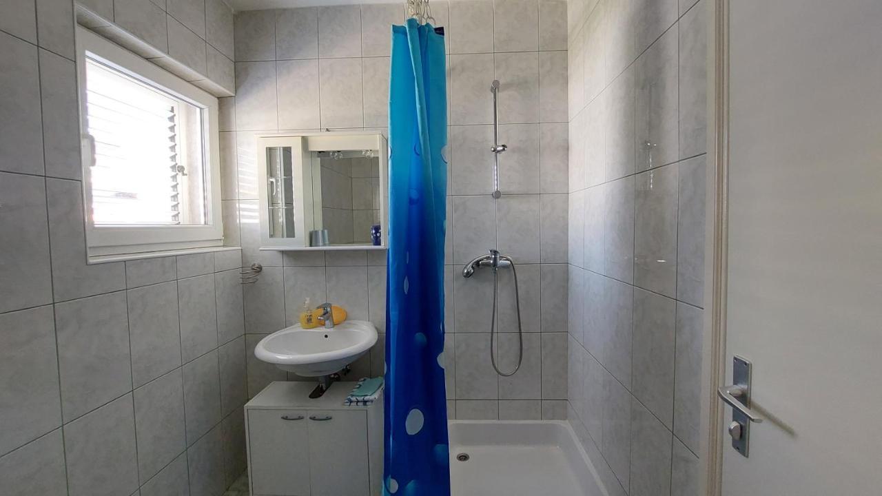 Apartments Gardijan Vodice Exterior photo
