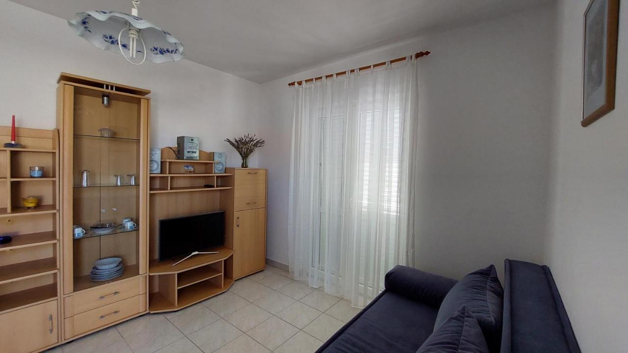 Apartments Gardijan Vodice Exterior photo