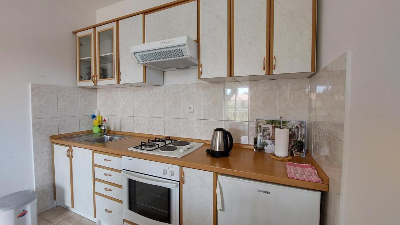 Apartments Gardijan Vodice Exterior photo